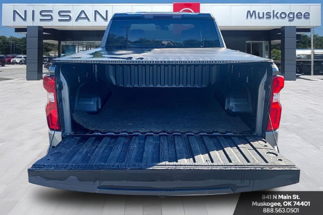 Used 2020 Chevrolet Silverado 1500 Custom w/ Custom Value Package AWD/4WD image 7