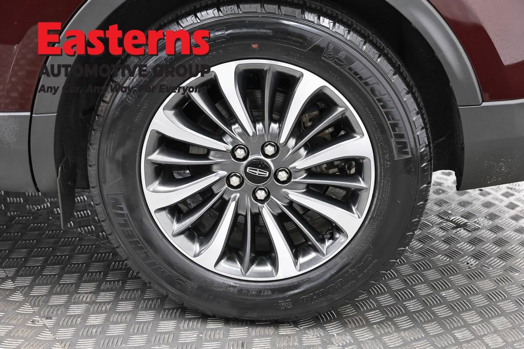 Used 2022 Lincoln Nautilus FWD w/ Premium Package image 36