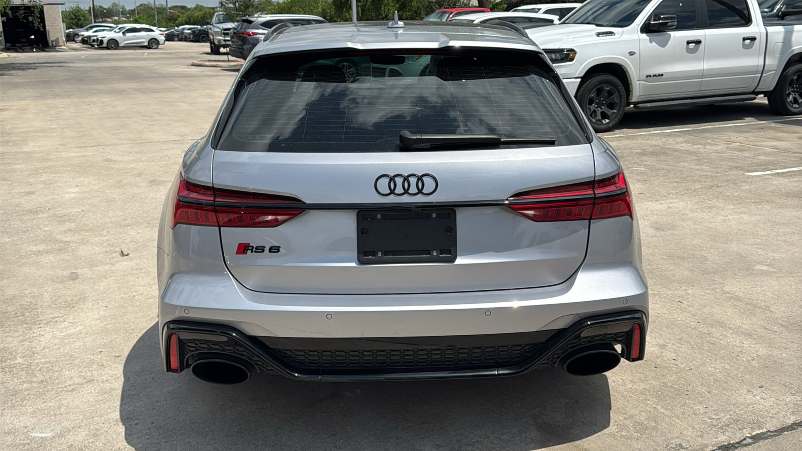 Used 2024 Audi RS 6 performance AWD/4WD image 6
