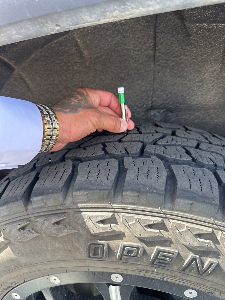 Used 2019 GMC Sierra 1500 SLT w/ SLT Premium Plus Package image 17