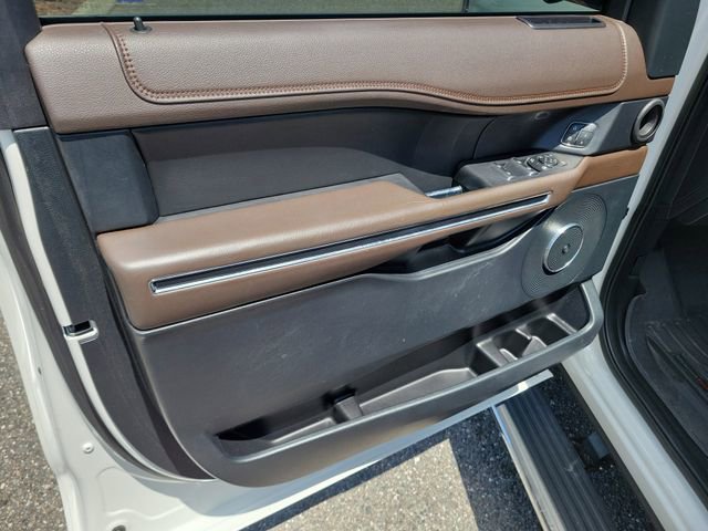 Used 2021 Ford Expedition King Ranch AWD/4WD image 25