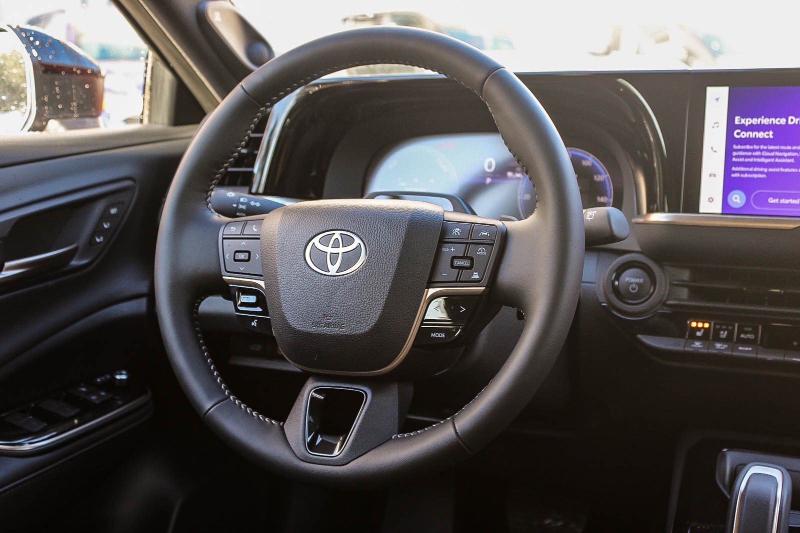 New 2025 Toyota Crown Signia Limited image 18