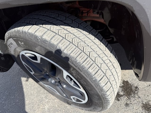 Used 2017 Jeep Renegade Trailhawk image 35