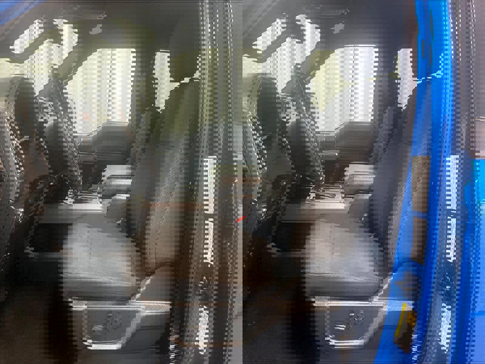 Used 2020 Ford F150 XLT w/ Equipment Group 302A Luxury image 10