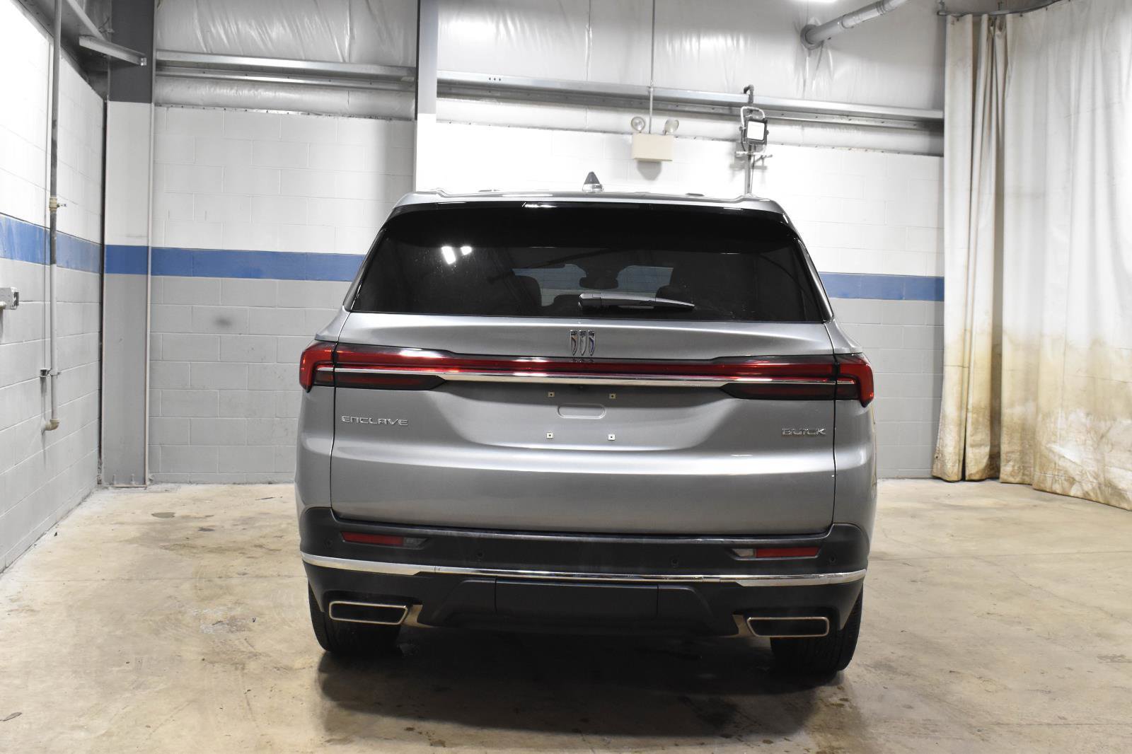 Used 2025 Buick Enclave Preferred image 24