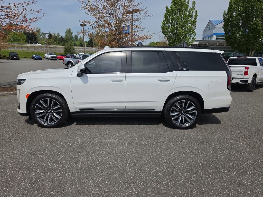 Certified 2024 Cadillac Escalade Sport Platinum w/ Heavy-Duty Trailer Package AWD/4WD image 3