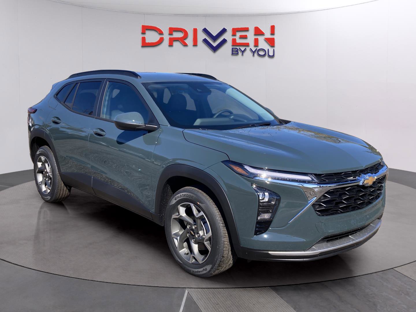 New 2026 Chevrolet Trax LT w/ Driver Confidence Package image 8