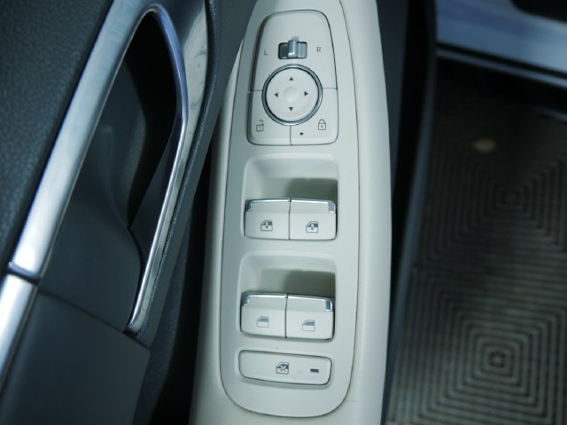 Used 2023 Hyundai Sonata SEL w/ Convenience Package FWD image 22