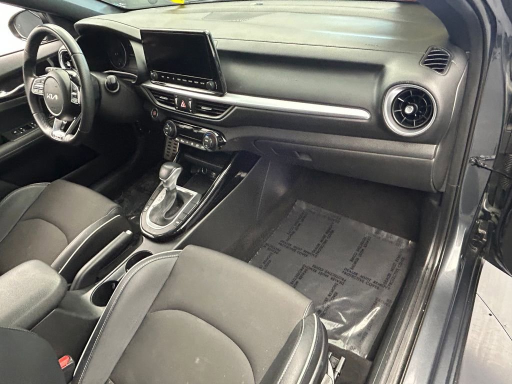 Used 2023 Kia Forte GT-Line image 42