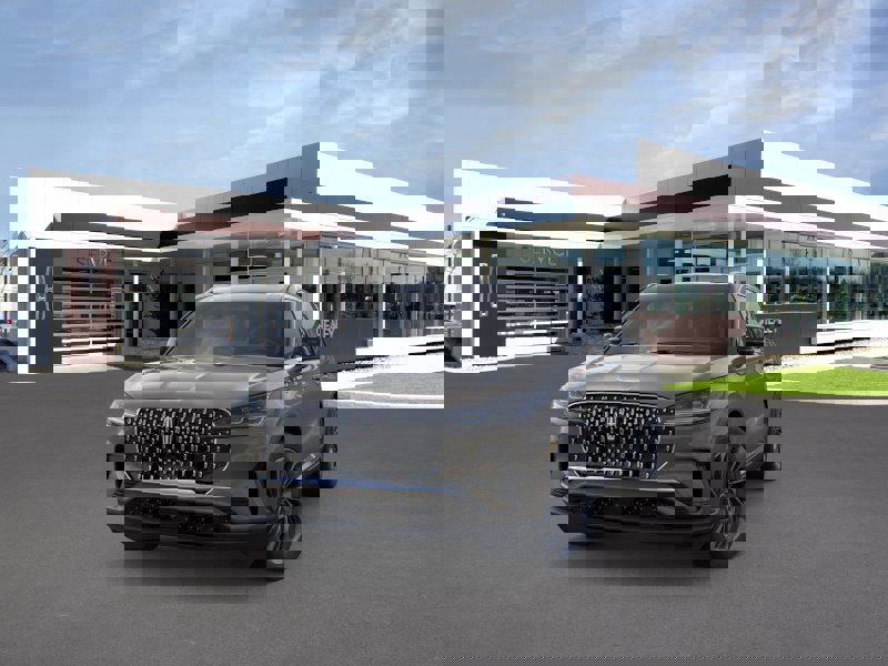 New 2026 Lincoln Aviator Reserve w/ Luxury Package image 2