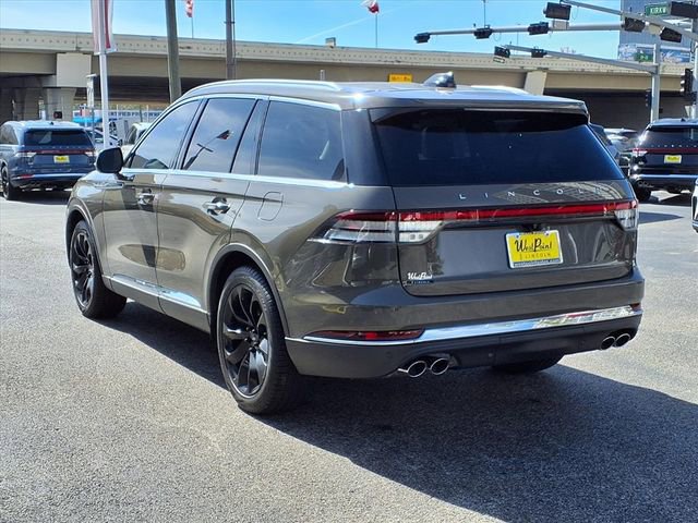 New 2026 Lincoln Aviator 2WD image 4