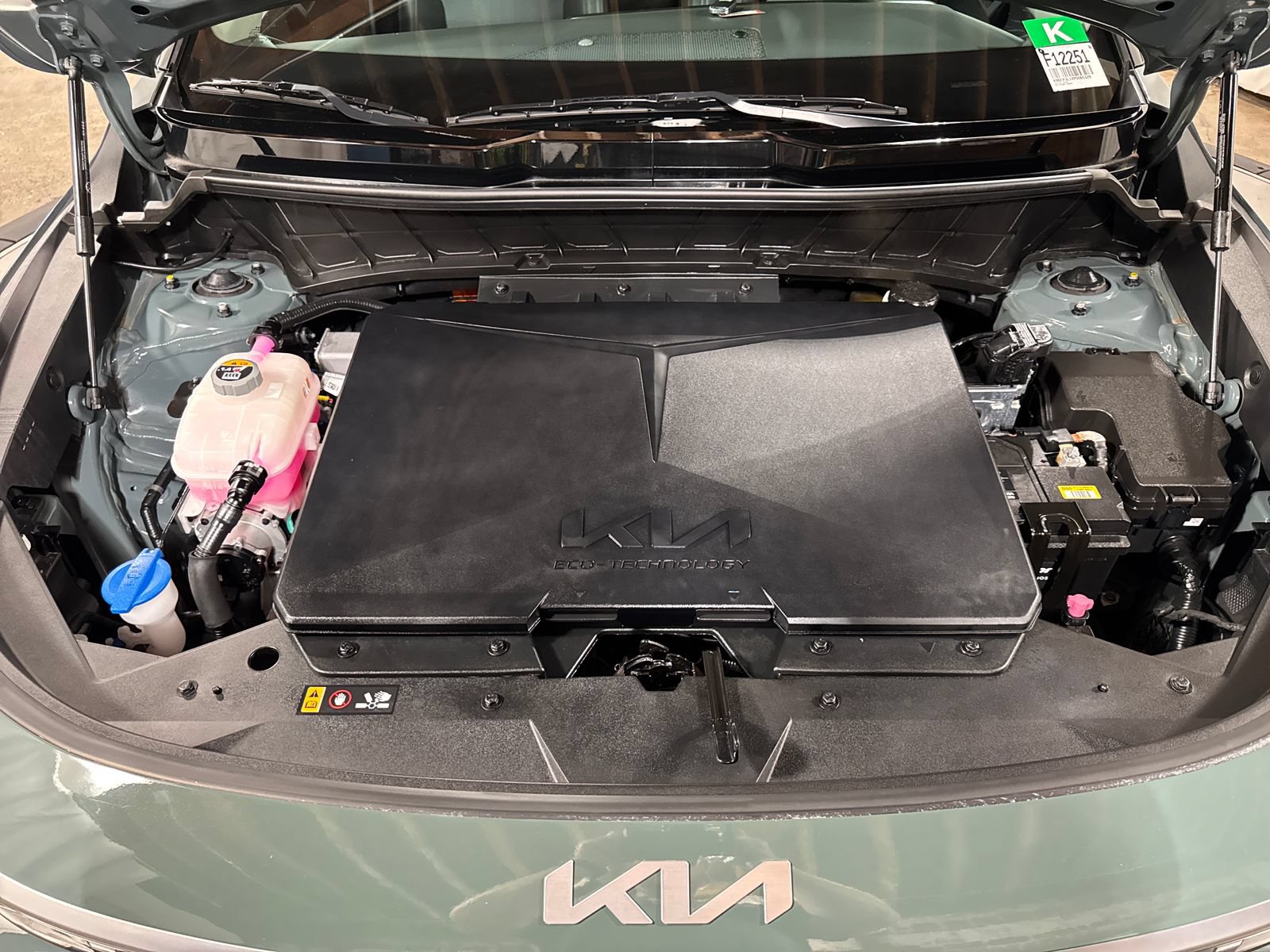 Certified 2023 Kia Niro Wind w/ Wind Preserve Package FWD image 34