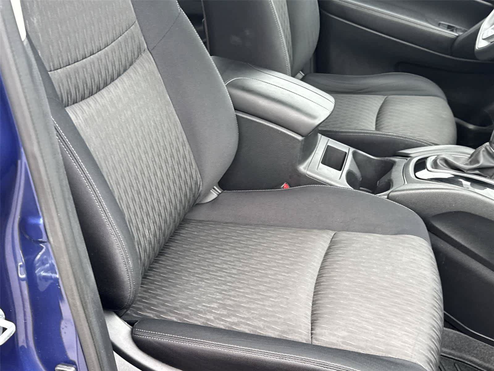 Used 2017 Nissan Rogue S AWD/4WD image 13