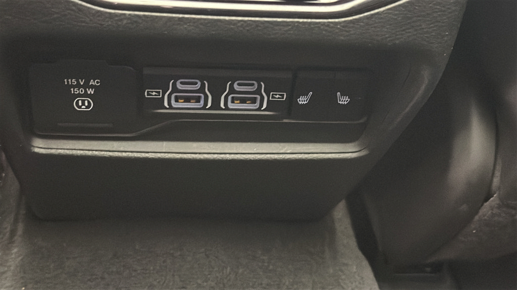 Used 2023 Jeep Grand Cherokee Overland AWD/4WD image 11