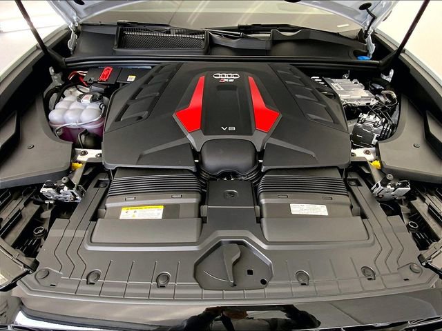 New 2026 Audi RS Q8 performance image 11