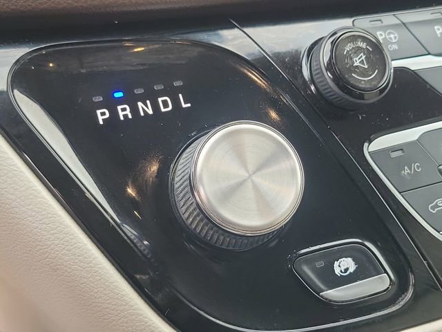 Used 2017 Chrysler Pacifica Touring-L Plus w/ Advanced Safetytec Group image 28