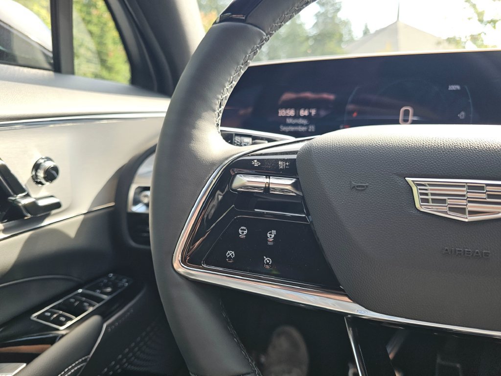 New 2027 Cadillac Lyriq Luxury AWD/4WD image 34