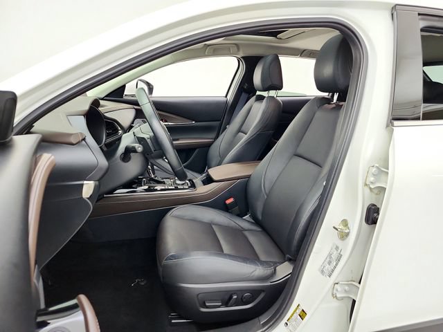 Used 2023 MAZDA CX-30 AWD 2.5 S w/ Premium Package image 17