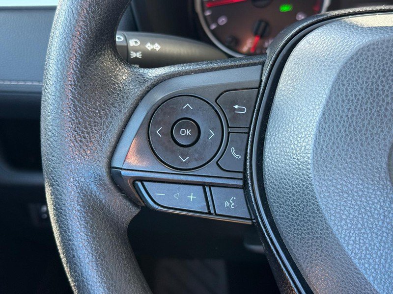 Used 2021 Toyota RAV4 LE AWD/4WD image 20