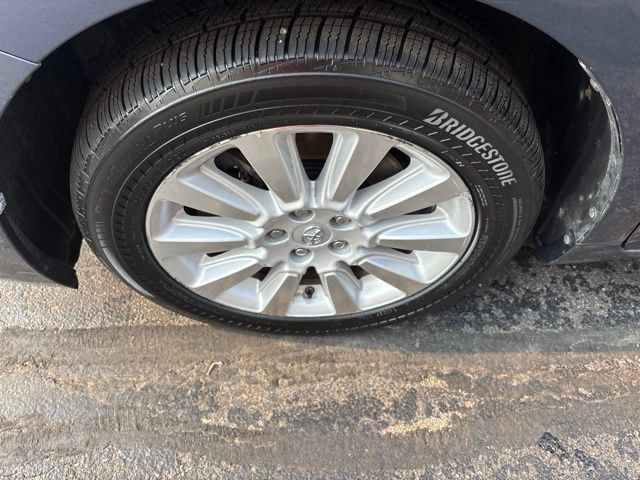 Used 2013 Toyota Sienna Limited w/ Premium Pkg AWD/4WD image 25