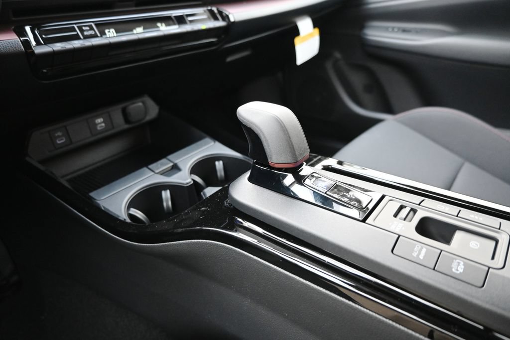 New 2026 Toyota Prius Plug-In Hybrid FWD image 24