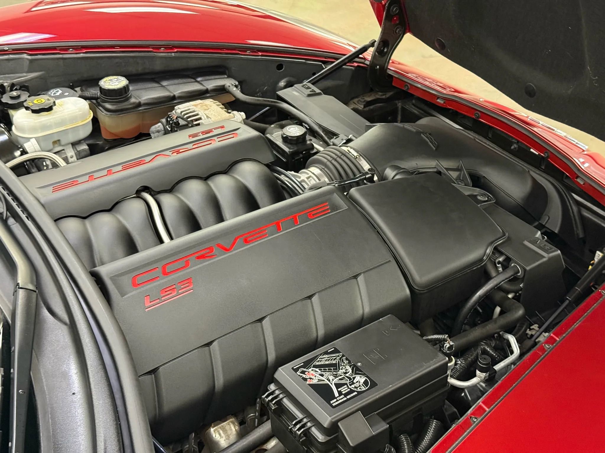 Used 2012 Chevrolet Corvette Grand Sport w/ Roof Package image 21