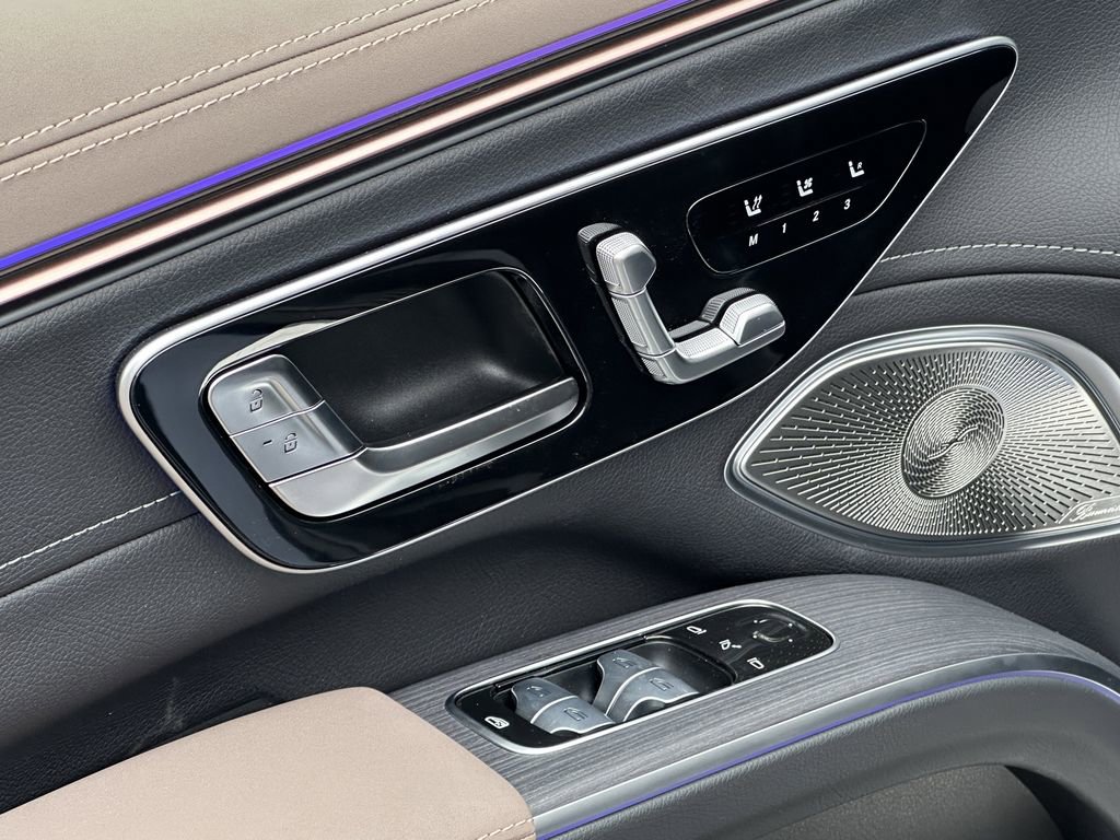 New 2026 Mercedes-Benz EQS 400 4MATIC SUV image 12