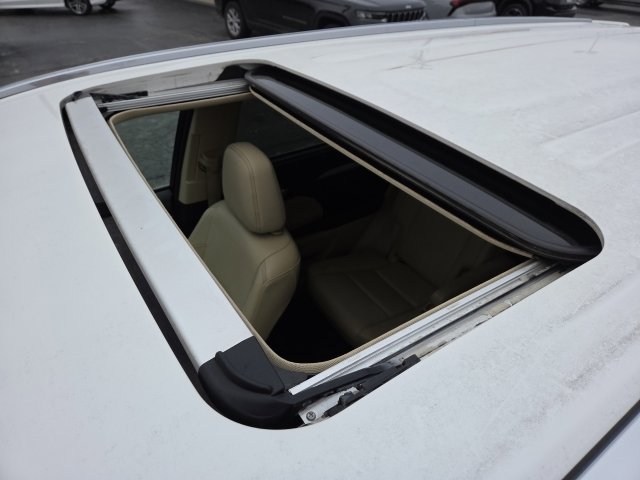 Used 2015 Toyota Highlander XLE image 3