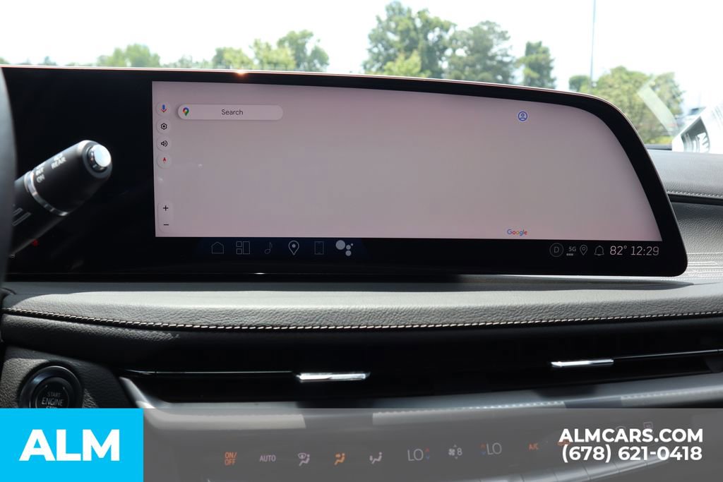 Used 2025 Cadillac XT4 Premium Luxury image 37