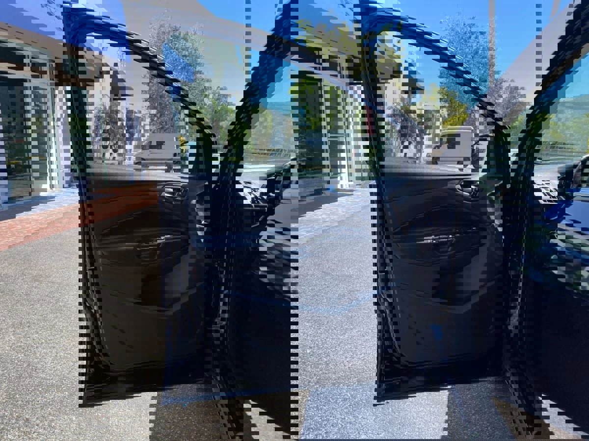 Used 2013 Ford Escape SEL image 16