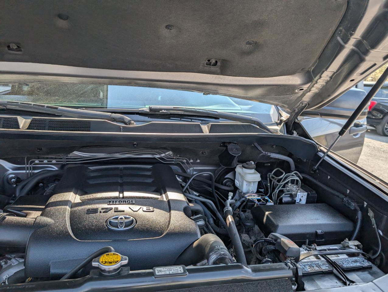 Used 2015 Toyota Tundra SR5 w/ TRD Off Road Package image 25