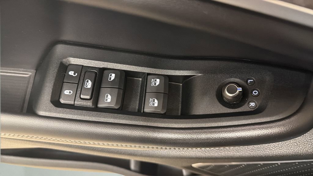 Used 2025 Jeep Grand Cherokee Limited 4xe image 25