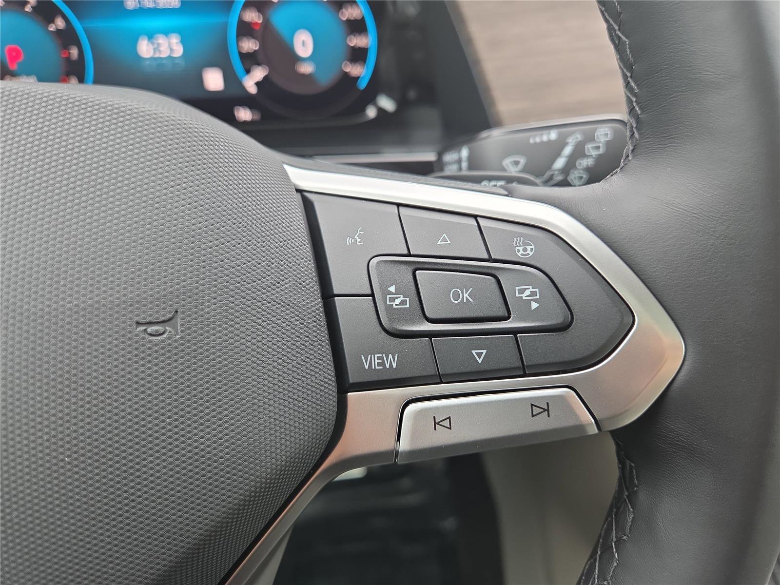 New 2026 Volkswagen Atlas SEL Premium R-Line image 17