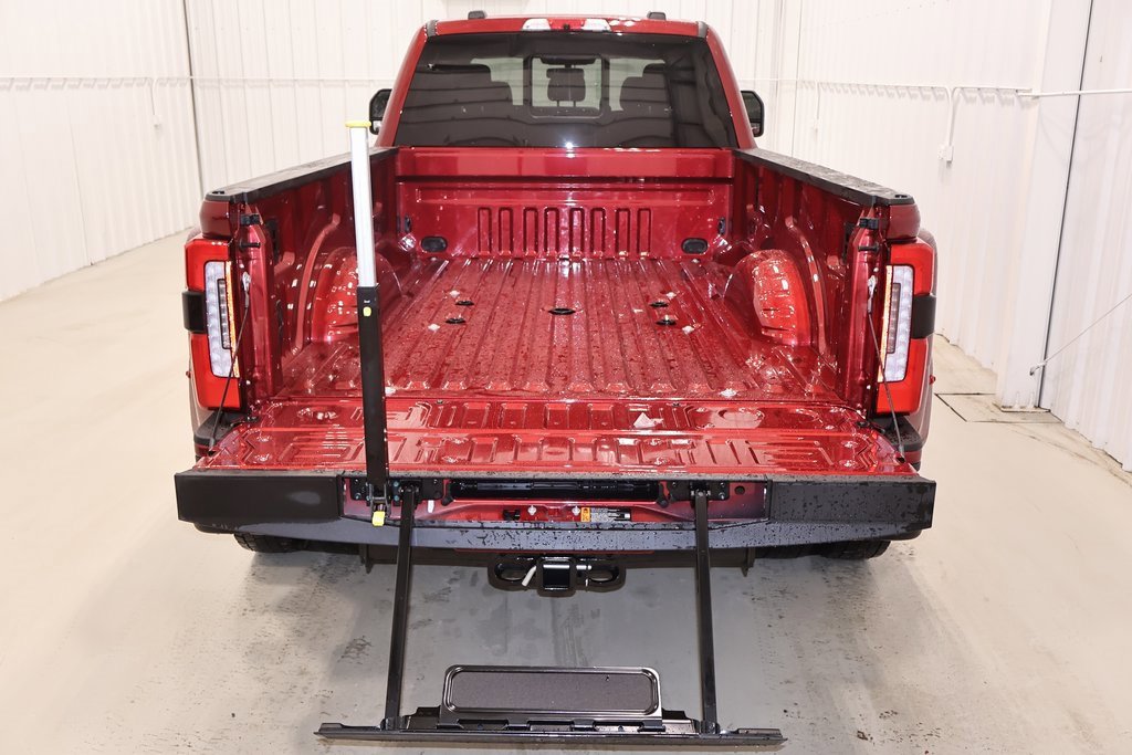 New 2026 Ford F450 Platinum image 35