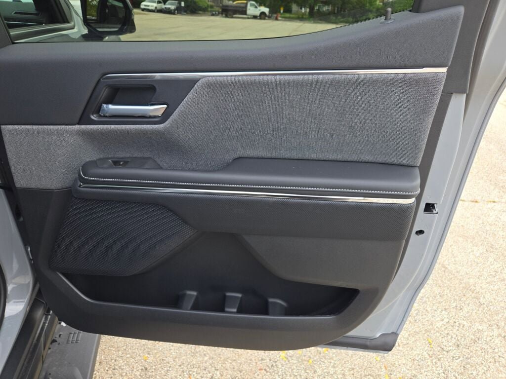 New 2026 GMC Sierra EV Elevation image 19