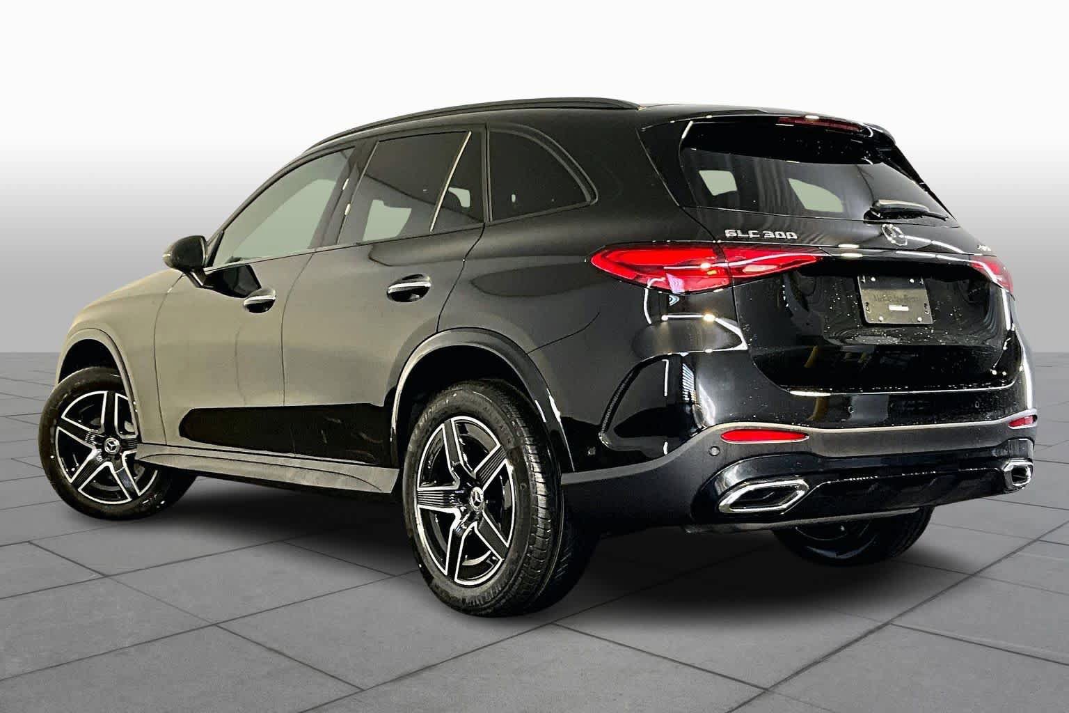 New 2026 Mercedes-Benz GLC 300 4MATIC image 3