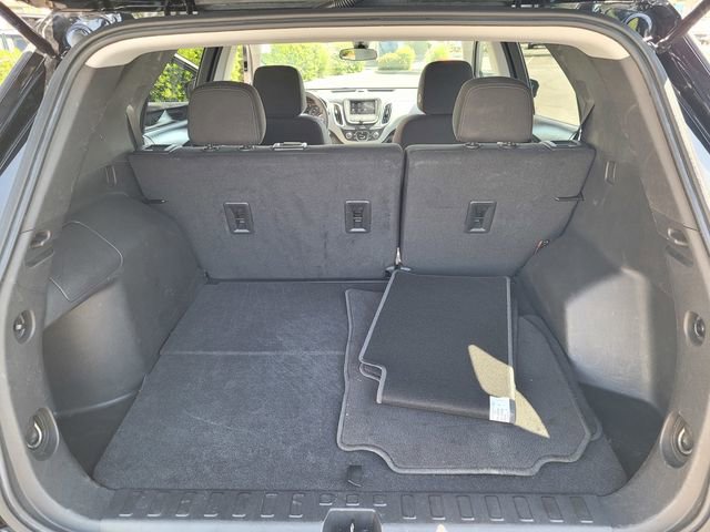 Used 2023 Chevrolet Equinox LS image 29