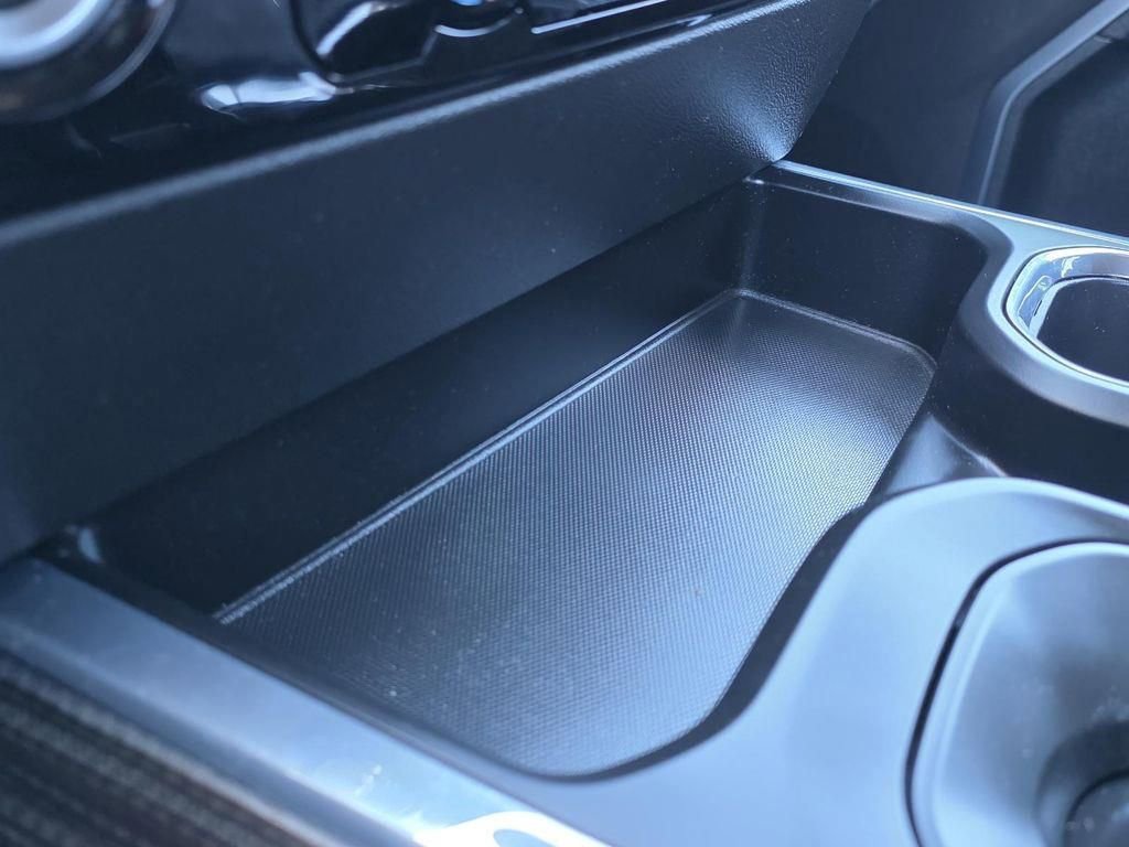 Used 2023 Chevrolet Silverado 1500 RST image 16