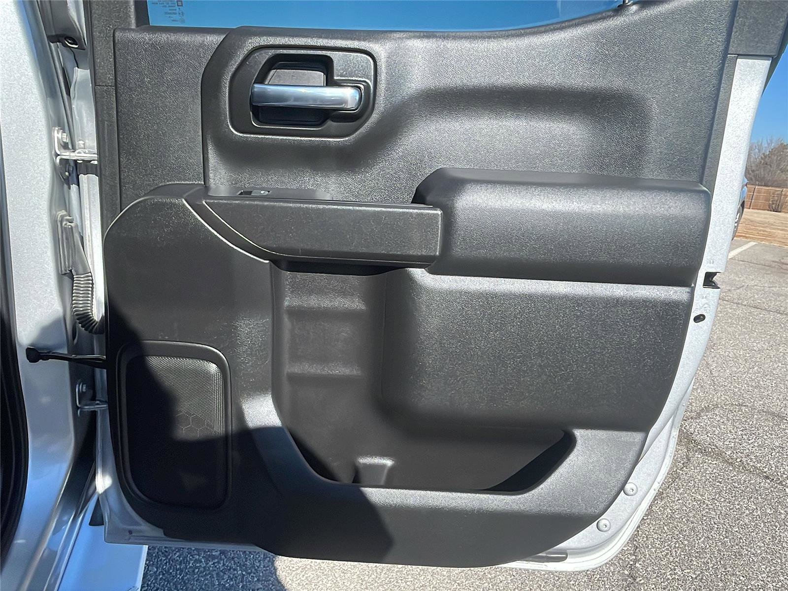 Used 2019 Chevrolet Silverado 1500 Custom w/ Custom Value Package image 15