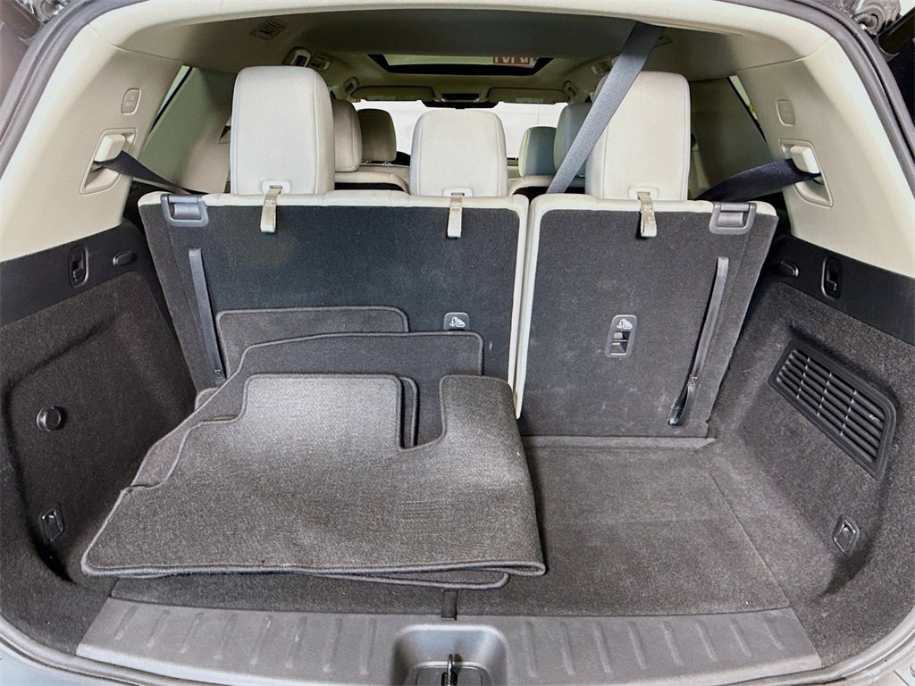 Certified 2022 Nissan Pathfinder SV w/ SV Premium Package image 30