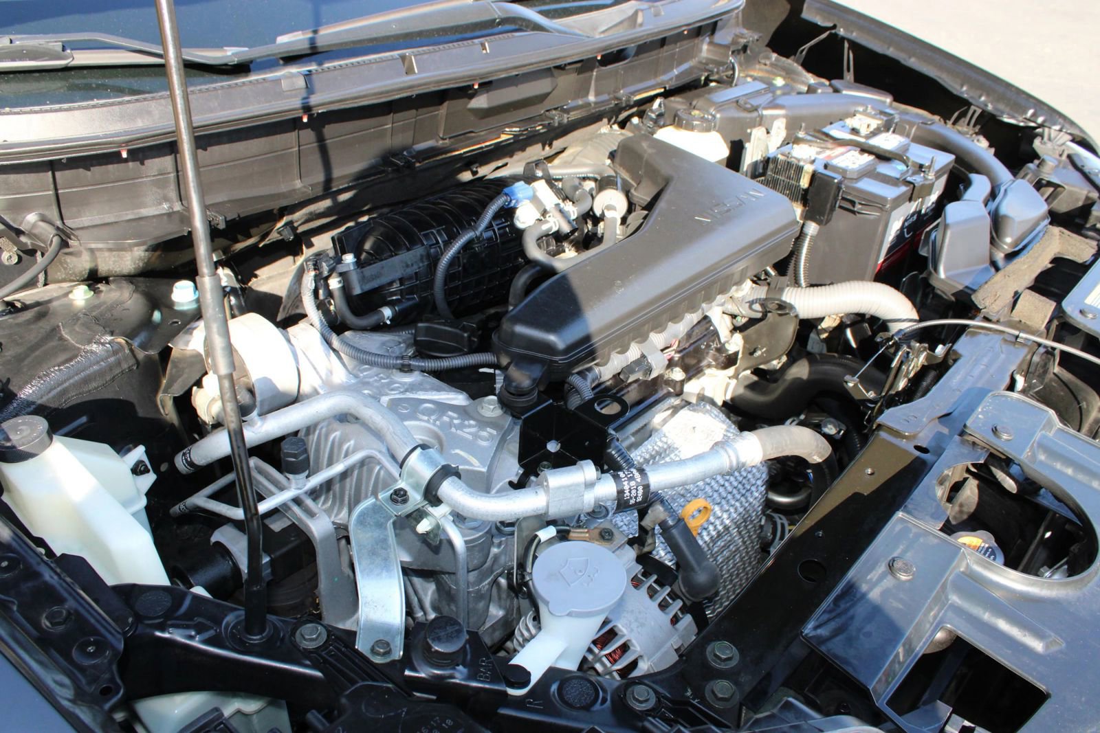 Used 2018 Nissan Rogue SL image 24