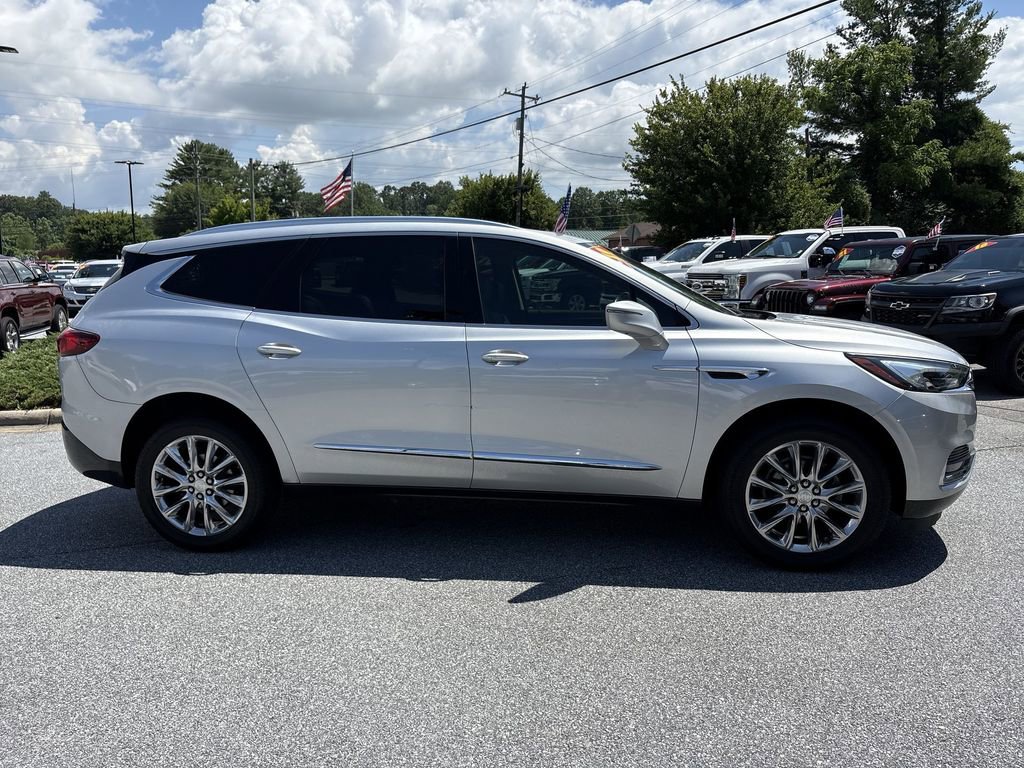Used 2019 Buick Enclave Premium w/ Experience Buick Package image 10