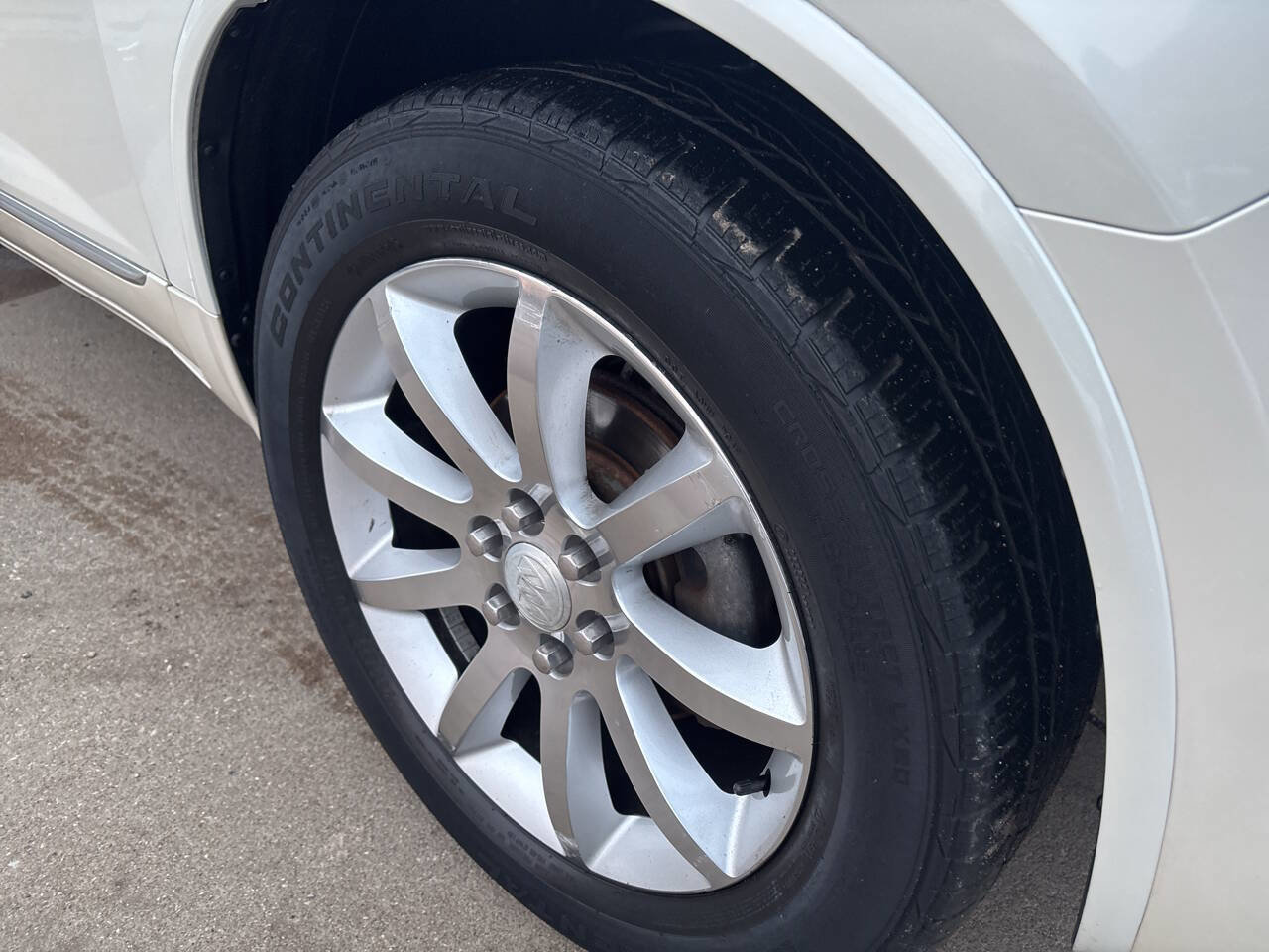 Used 2015 Buick Enclave Premium w/ Experience Buick Package image 9