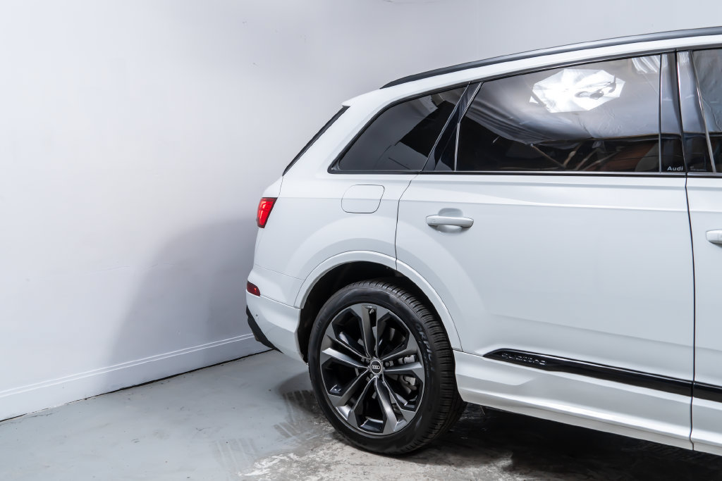 Used 2025 Audi Q7 3.0T Premium Plus AWD/4WD image 11