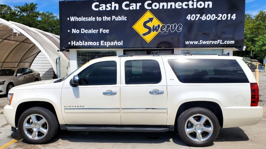 Used 2012 Chevrolet Suburban LTZ RWD image 9