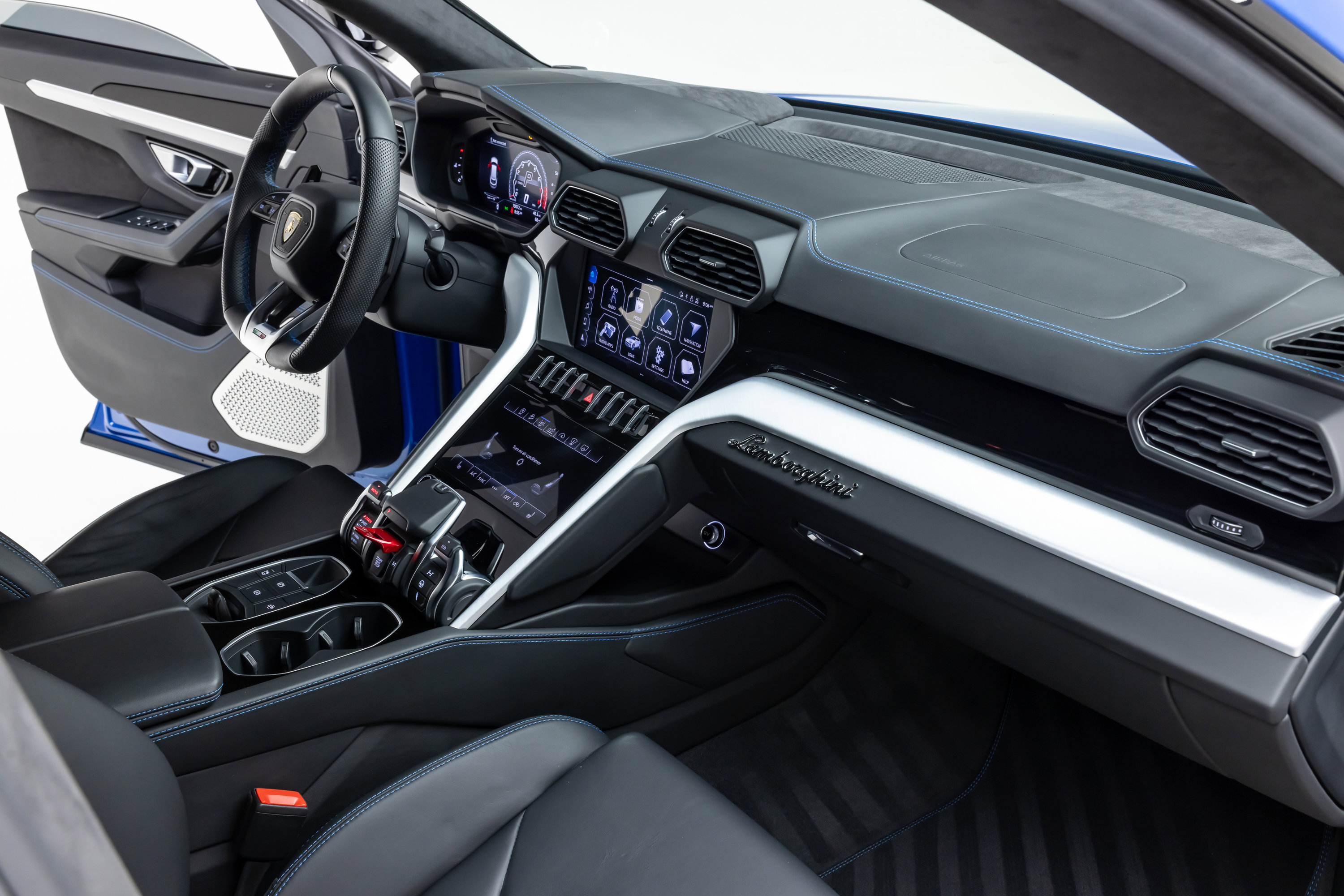 Used 2019 Lamborghini Urus image 49