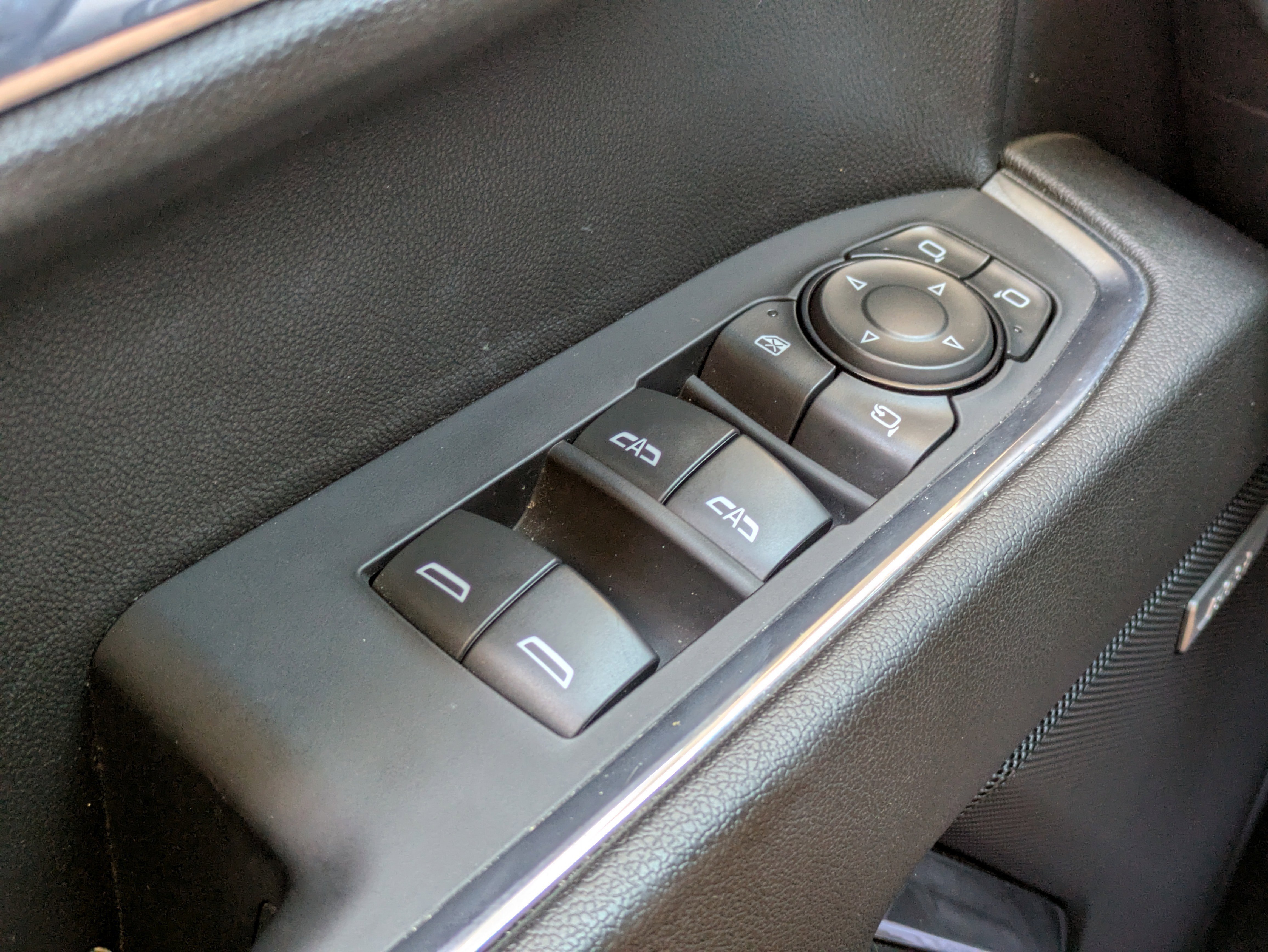 Used 2024 Chevrolet Silverado 1500 LTZ w/ Technology Package image 22