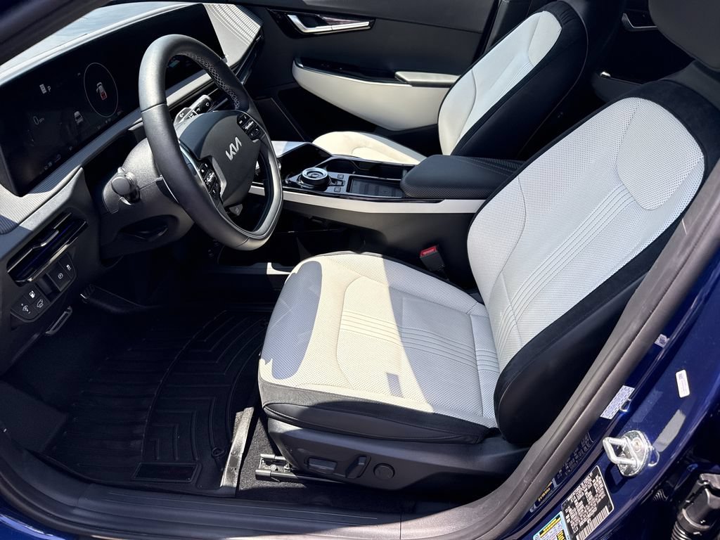 Used 2022 Kia EV6 GT-Line w/ GT-Line White Seat Package AWD/4WD image 9