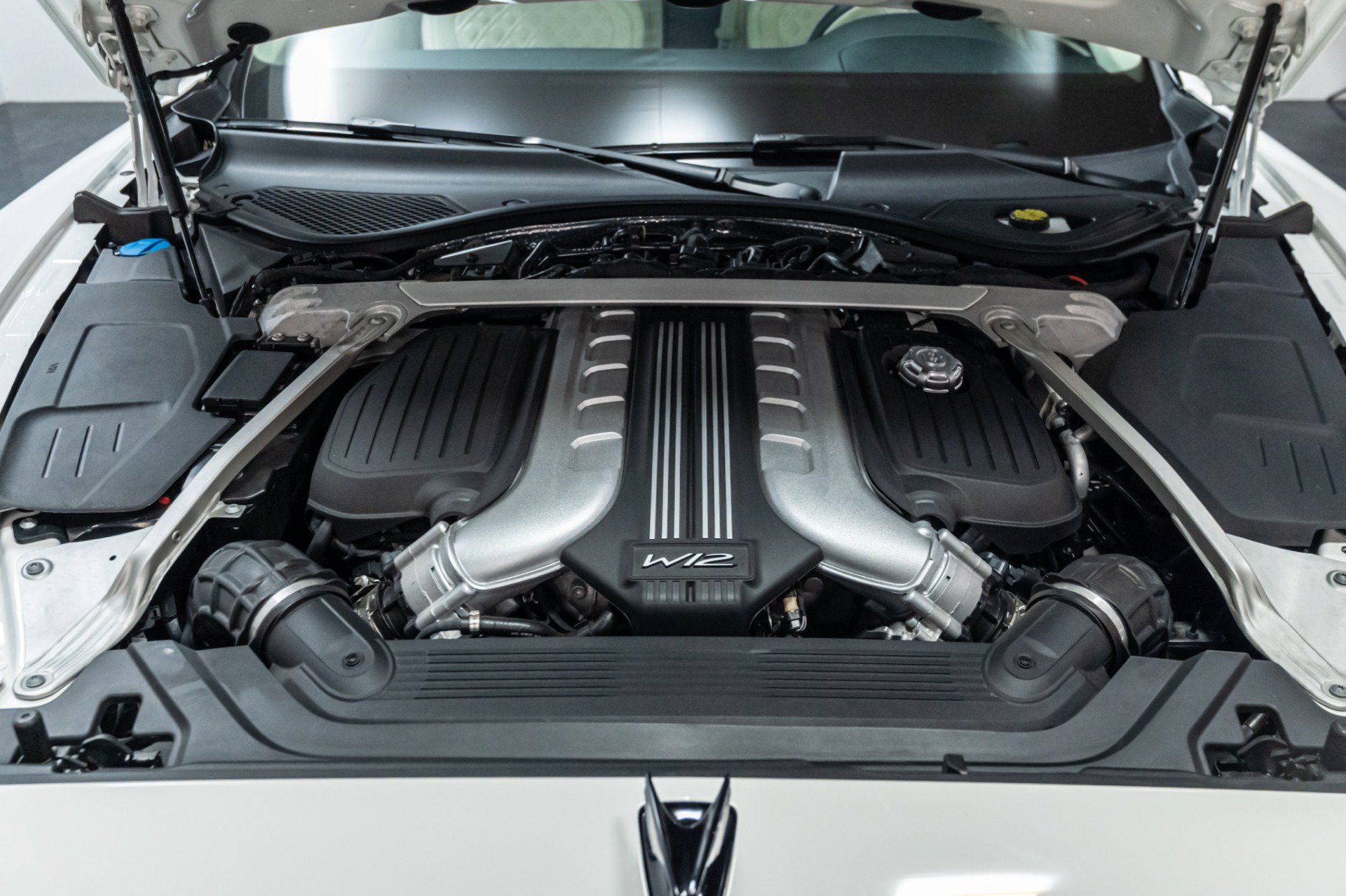 Used 2021 Bentley Flying Spur W12 AWD/4WD image 70