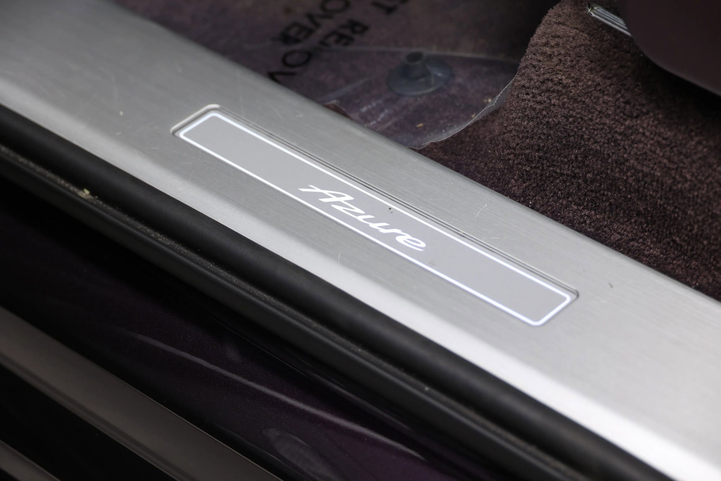 Used 2023 Bentley Bentayga Extended Wheelbase image 17